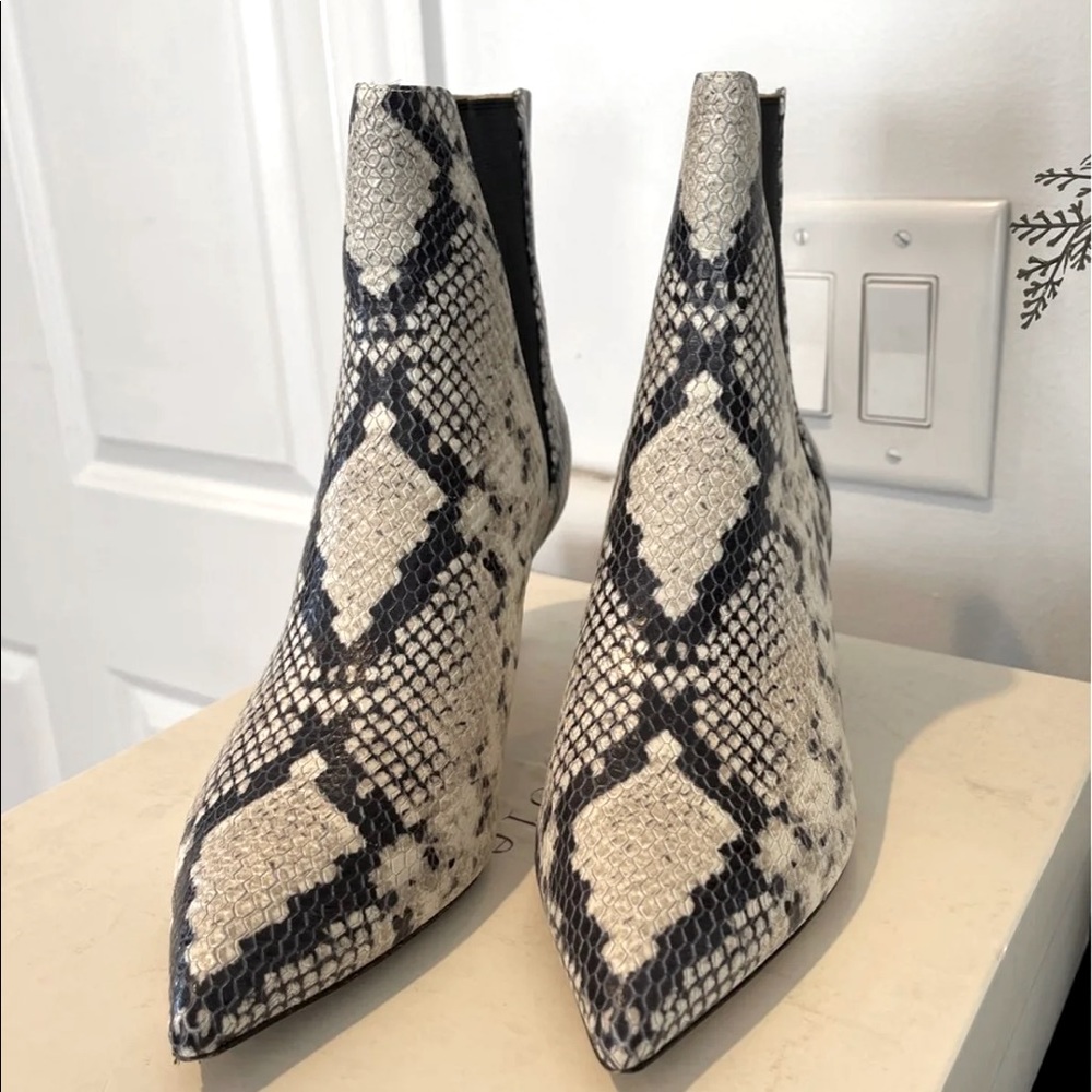 Joie sz.39 leather snakeskin booties
